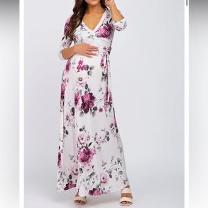 NWT Large Hello Miz Cream Floral Maternity Wrap Maxi Dress. Post bump friendly.